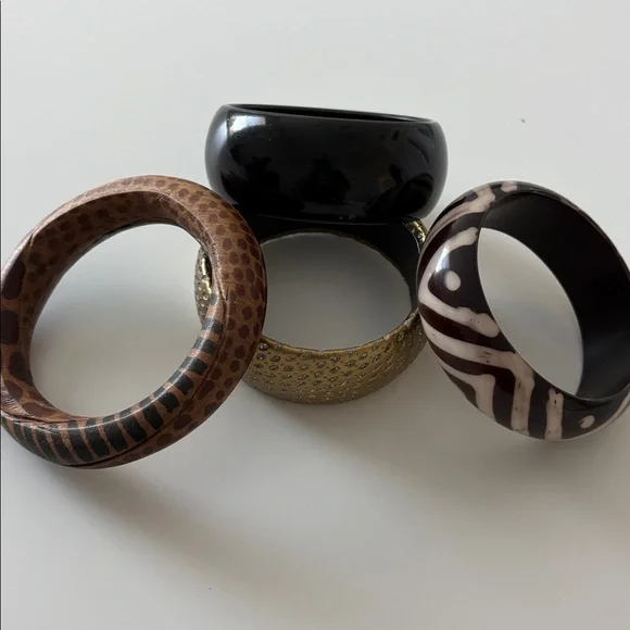Set of Four Stylish Bangle Bracelets - Picture 2 of 3